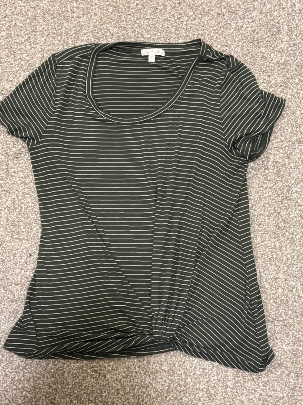 Striped Twist-Hem Scoop Neck Tee - Olive/White